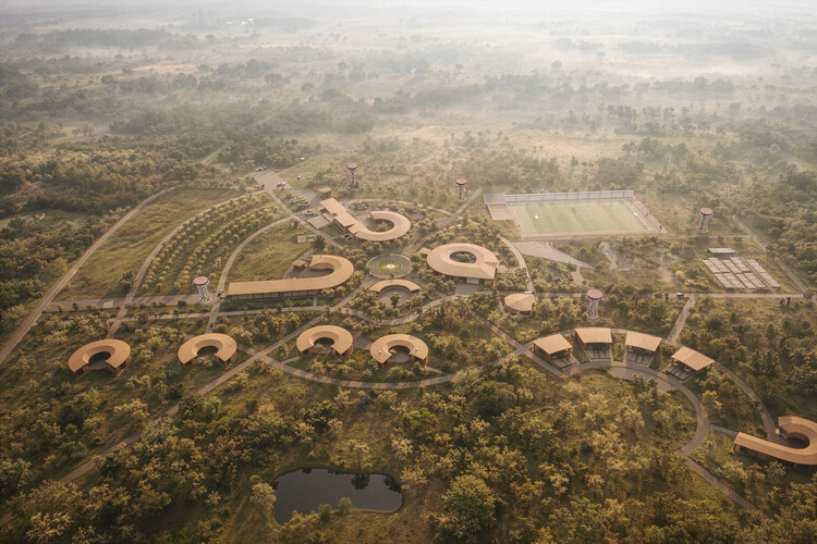 The Expanded Scope of the Architect: Moving Windmills Innovation Center - Image 2 of 16
