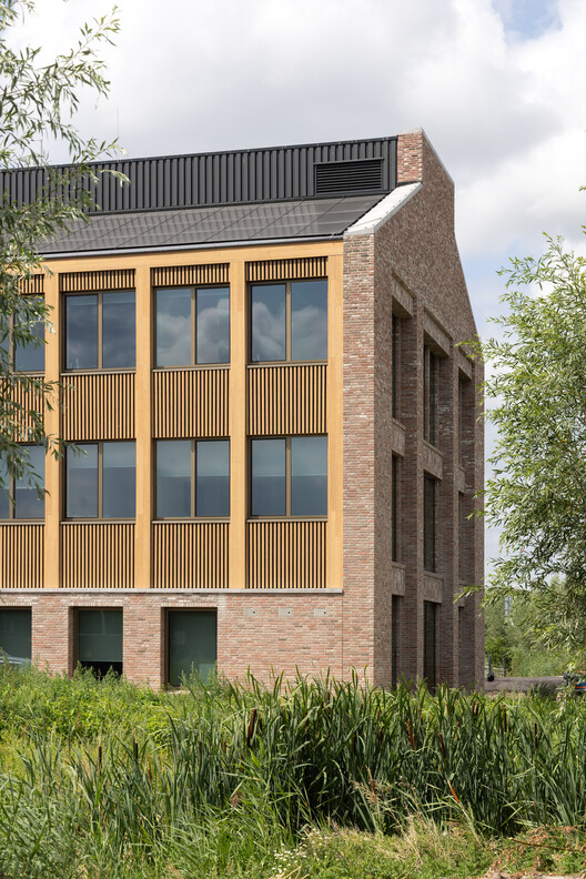 Circular Town Hall Krimpenerwaard / Ector Hoogstad Architecten - Exterior Photography