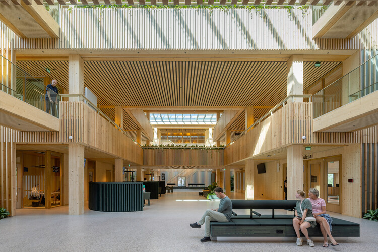 Circular Town Hall Krimpenerwaard / Ector Hoogstad Architecten - Interior Photography