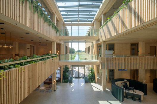 Circular Town Hall Krimpenerwaard / Ector Hoogstad Architecten - Image 16 of 26