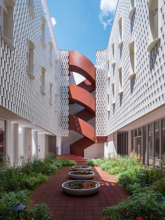 Zhuozhuo Community / WEI+ Design - Image 3 of 52