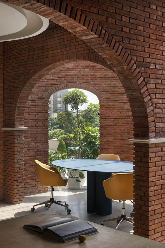 The Mortar House Offices / Logic Design + Build The Mortar House Offices / Logic Design + Build - Interior Photography, Arch, Chair, Table, Brick