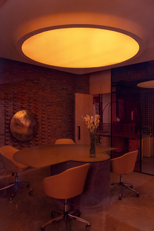 The Mortar House Offices / Logic Design + Build The Mortar House Offices / Logic Design + Build - Interior Photography, Lighting, Chair