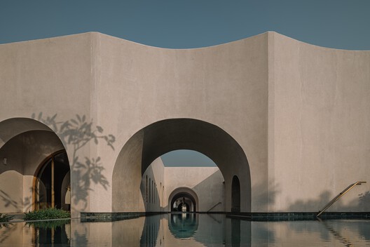 DUA Villa / Architecture BRIO DUA Villa / Architecture BRIO - Image 1 of 31