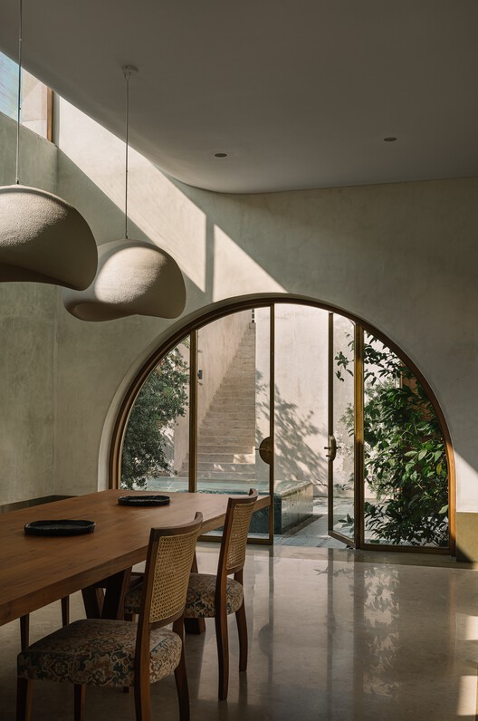 DUA Villa / Architecture BRIO DUA Villa / Architecture BRIO - Interior Photography, Wood, Lighting, Arch, Chair