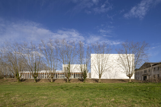 Virtual Studio at the Cidade das TIC, A Coruña Arms Factory / Diaz y Diaz Architects