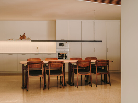 Mirador de Gràcia / Miriam Castells Mirador de Gràcia / Miriam Castells - Interior Photography, Dining room, Wood, Table, Chair, Lighting