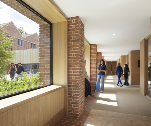 Winchester College Girls Boarding Houses / Stanton Williams Winchester College Girls Boarding Houses / Stanton Williams - Interior Photography, Brick, Courtyard