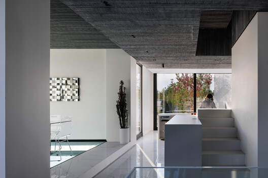 Companion Villa / AsNow Design & Construct Companion Villa / AsNow Design & Construct - Imagen 3 de 41