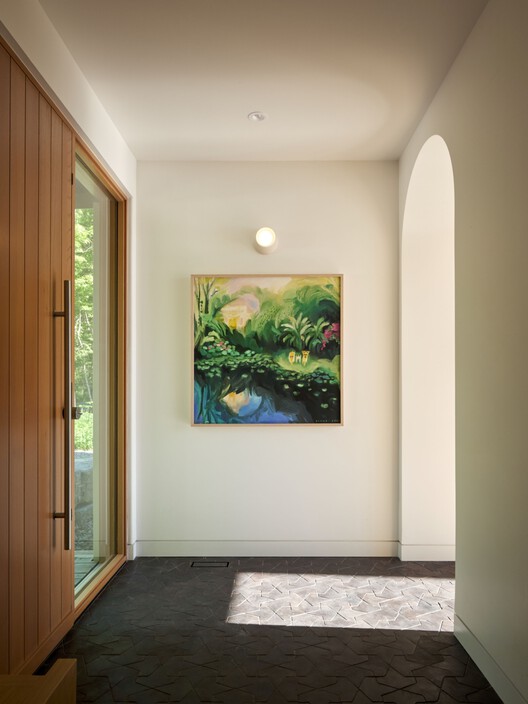 Wild Pond Villa / L. McComber  - Interior Photography, Wood, Lighting