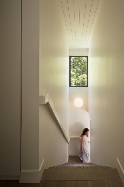 Wild Pond Villa / L. McComber  - Interior Photography, Wood