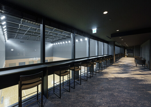 Yokohama BUNTAI Multipurpose Hub / AZUSA SEKKEI CO., Ltd. + ArchiBox Co., Ltd. + TAISEI DESIGN Planners Architects & Engineers Yokohama BUNTAI Multipurpose Hub / AZUSA SEKKEI CO., Ltd. + ArchiBox Co., Ltd. + TAISEI DESIGN Planners Architects & Engineers - Interior Photography, Lighting