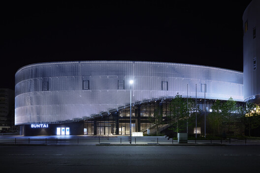 Yokohama BUNTAI Multipurpose Hub / AZUSA SEKKEI CO., Ltd. + ArchiBox Co., Ltd. + TAISEI DESIGN Planners Architects & Engineers Yokohama BUNTAI Multipurpose Hub / AZUSA SEKKEI CO., Ltd. + ArchiBox Co., Ltd. + TAISEI DESIGN Planners Architects & Engineers - Image 20 of 24