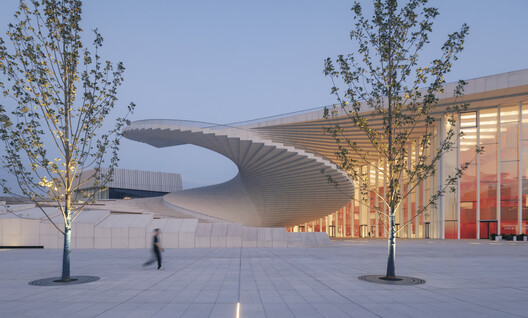Shanghai Grand Opera House / Snøhetta Shanghai Grand Opera House / Snøhetta - Exterior Photography