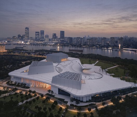 Shanghai Grand Opera House / Snøhetta Shanghai Grand Opera House / Snøhetta - Exterior Photography
