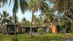 Aalok Farmhouse / Nodecraft Studio