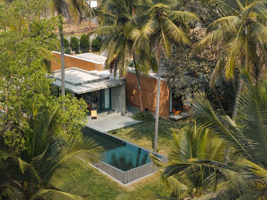 Aalok Farmhouse / Nodecraft Studio - Image 8 of 27
