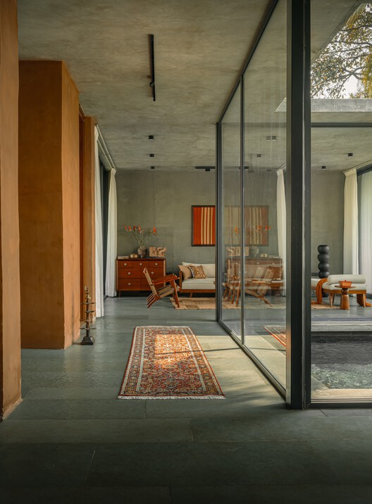 Aalok Farmhouse / Nodecraft Studio - Image 4 of 27