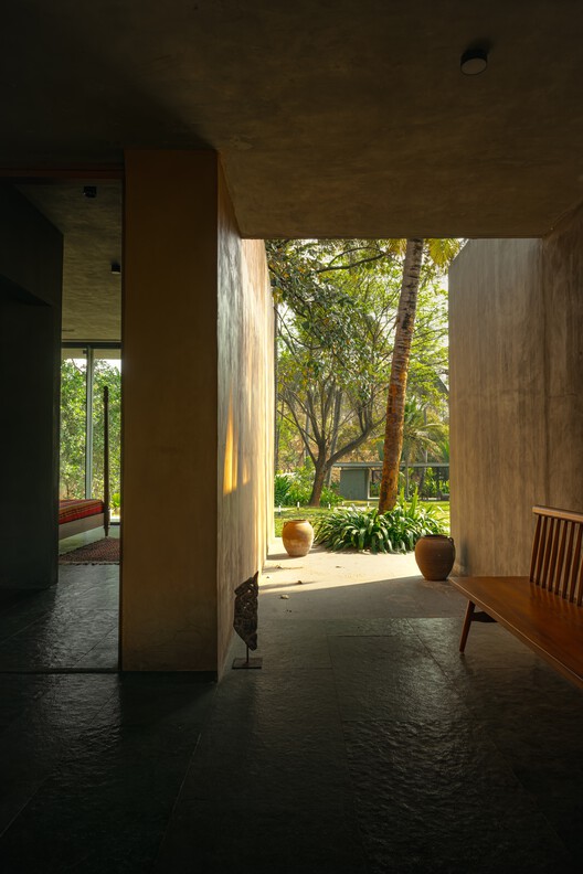 Aalok Farmhouse / Nodecraft Studio - Interior Photography, Wood