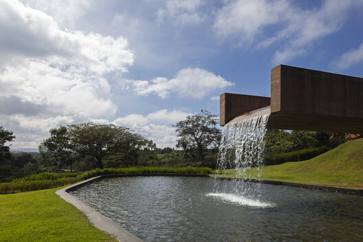Brumadinho Memorial / Gustavo Penna Arquiteto e Associados Brumadinho Memorial / Gustavo Penna Arquiteto e Associados - Image 9 of 26