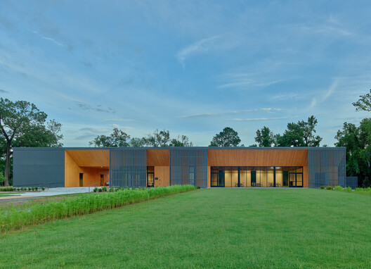 Burden Museum & Gardens Welcome Center / Eskew Dumez Ripple Burden Museum & Gardens Welcome Center / Eskew Dumez Ripple - Image 4 of 15