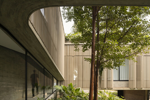Ella House / Studio Memo Ella House / Studio Memo - Image 4 of 27