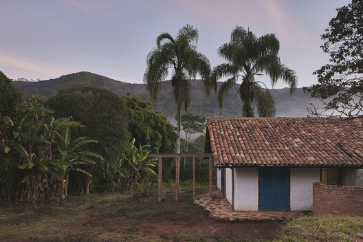 Casa Ibitipoca / Gávea Arquitetos - 建筑图