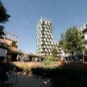 OODA Transforms a Prague City Block into a Permeable Mixed-Use Complex with a Lanscaped Central Plaza - Imagem 3 de 4