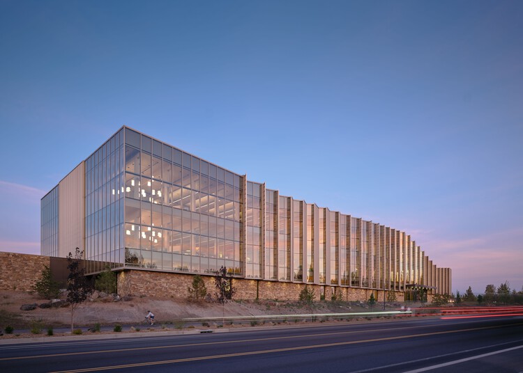 Biblioteca Central en Stevens Ranch / Miller Hull Partnership + Steele Associates Architects - Fotografía exterior