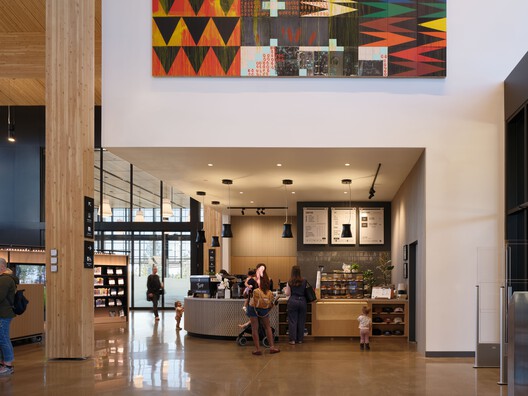 Biblioteca Central en Stevens Ranch / Miller Hull Partnership + Steele Associates Architects Biblioteca Central en Stevens Ranch / Miller Hull Partnership + Steele Associates Architects - Fotografía interior, Iluminación, Vidrio, Sillas