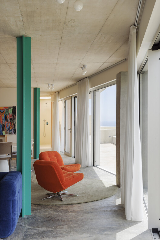 Casa Loungueira / Pontoatelier Casa Loungueira / Pontoatelier - Fotografia de Interiores, Madeira, Cadeira
