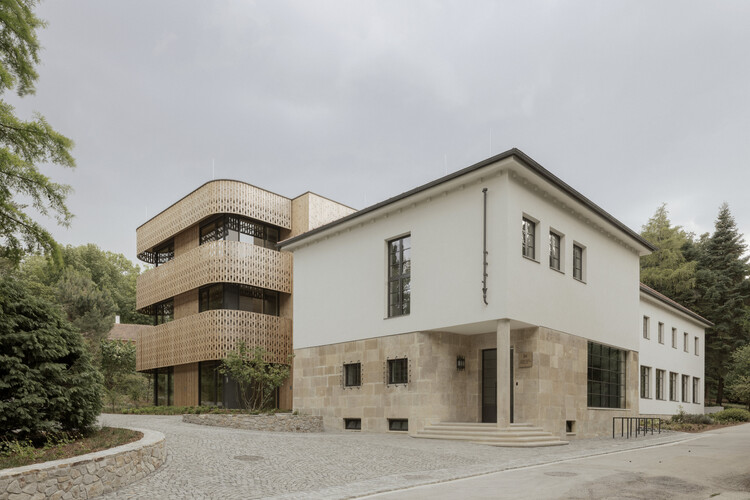 Fusion Creative Workshop / ARCHI.DOC - Exterior Photography, Extension, Facade