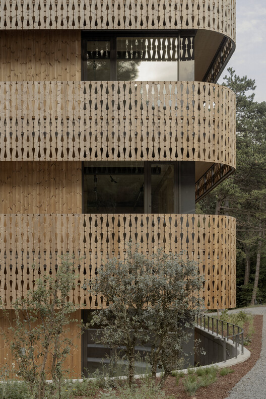 Fusion Creative Workshop / ARCHI.DOC Fusion Creative Workshop / ARCHI.DOC - Image 3 of 33