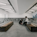 SALOMON Store MINAMIAOYAMA / kooo architects - Interior Photography, Retail Interiors, Bench