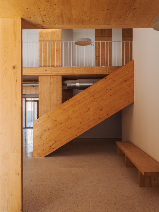 Son Ferriol Health Centre / LaBoqueria - Interior Photography, Wood, Beam