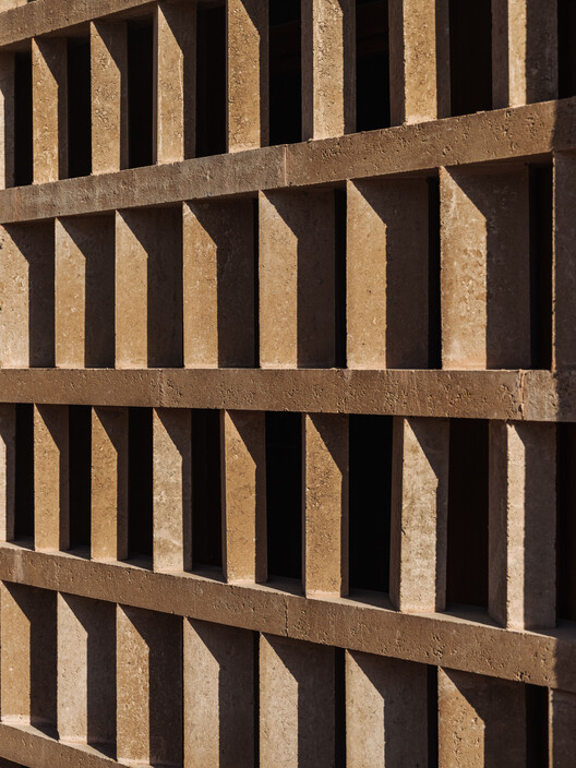 Son Ferriol Health Centre / LaBoqueria - Image 19 of 25