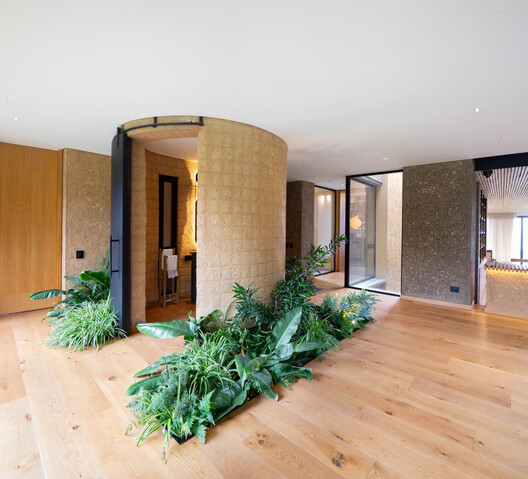 Casa de Tierra / Walter Fernando Castañeda Luquerna Casa de Tierra / Walter Fernando Castañeda Luquerna - Fotografía interior, Madera, Concreto