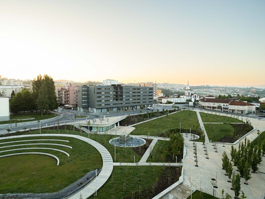 Gondomar Urban Park / Paulo Merlini arquitetos Gondomar Urban Park / Paulo Merlini arquitetos - Exterior Photography
