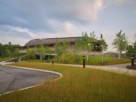 Indigenous House / Formline Architecture + Urbanism + LGA Architectural Partners Indigenous House / Formline Architecture + Urbanism + LGA Architectural Partners - Exterior Photography