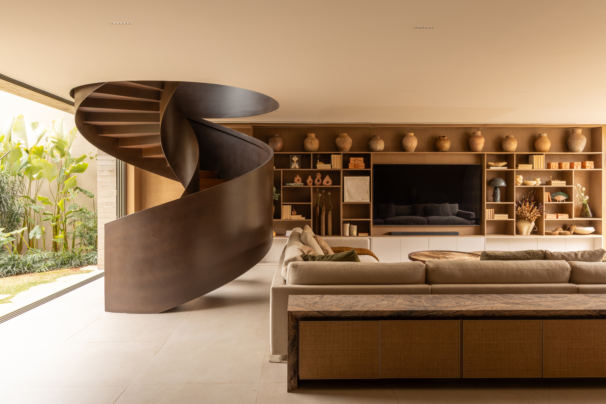 JCB House / SUITE