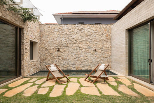 JCB House / SUITE JCB House / SUITE - Exterior Photography, Brick, Courtyard