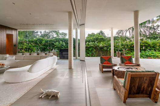 Promenade House / studio gm Promenade House / studio gm - Interior Photography, Living Room, Chair, Column