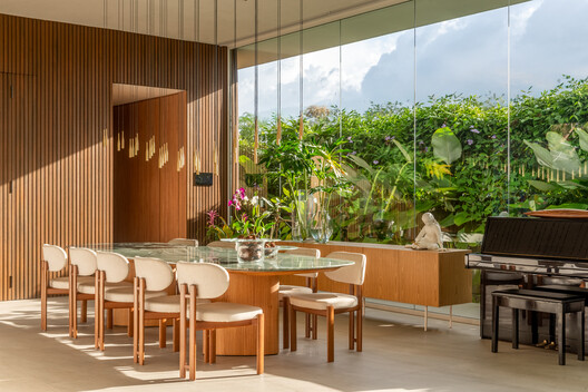 Promenade House / studio gm Promenade House / studio gm - Interior Photography, Dining room, Wood, Table, Chair