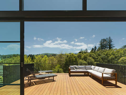 Courtyard House / Hennessey Architecture Courtyard House / Hennessey Architecture - Exterior Photography, Wood, Deck, Balcony, Handrail, Patio