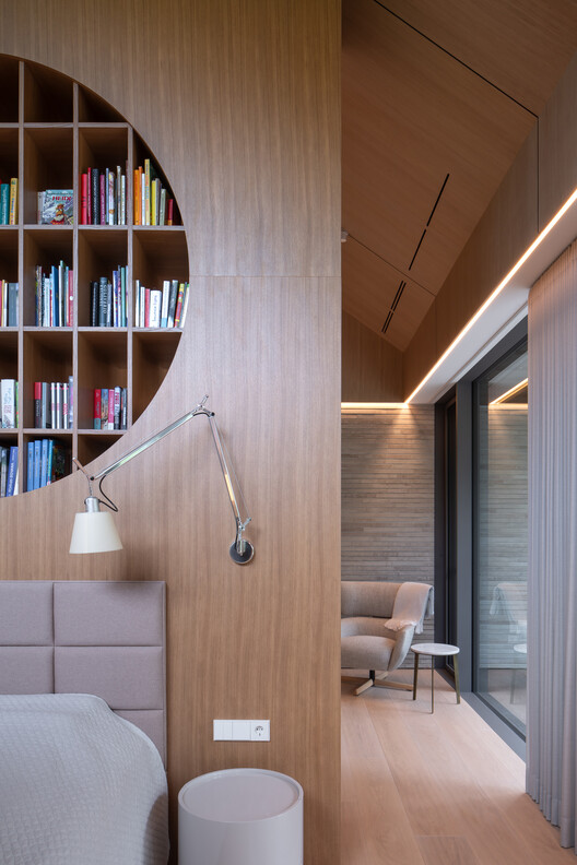 Pamiškio House / ARCHISPEKTRAS - Interior Photography, Closet, Wood, Shelving, Lighting