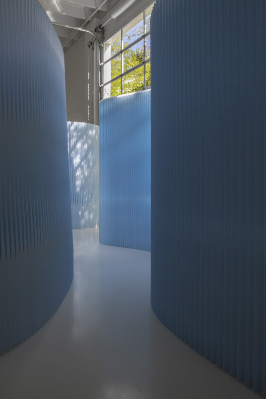 From Paper to Space: Matter as Sensory Architecture - Image 3 of 8