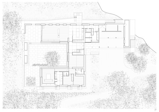 House in Santa Maria da Feira / Branco-DelRio Arquitectos House in Santa Maria da Feira / Branco-DelRio Arquitectos - Image 13 of 16