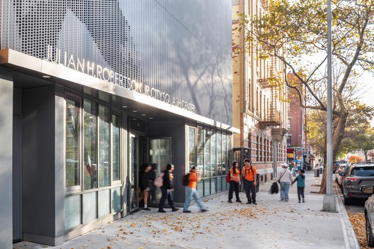CitySquash / Gluck+ CitySquash / Gluck+ - Exterior Photography
