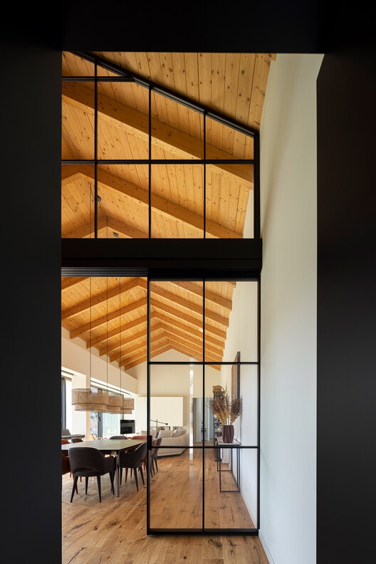 Colares Sintra House / Sabrab Colares Sintra House / Sabrab - Interior Photography, Wood, Beam, Glass, Chair