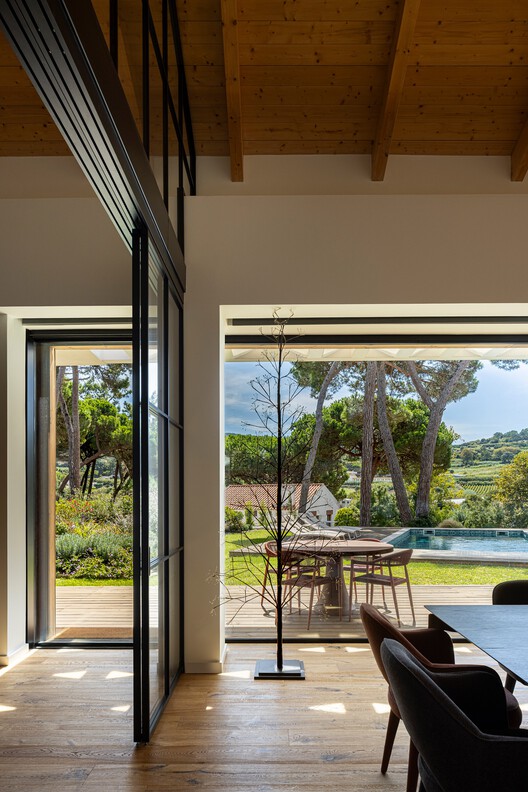 Colares Sintra House / Sabrab Colares Sintra House / Sabrab - Interior Photography, Wood, Door, Chair